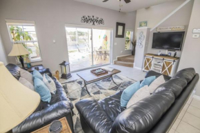 3 Bed 3 Bath Pool Town Home! Near Disney! townhouse